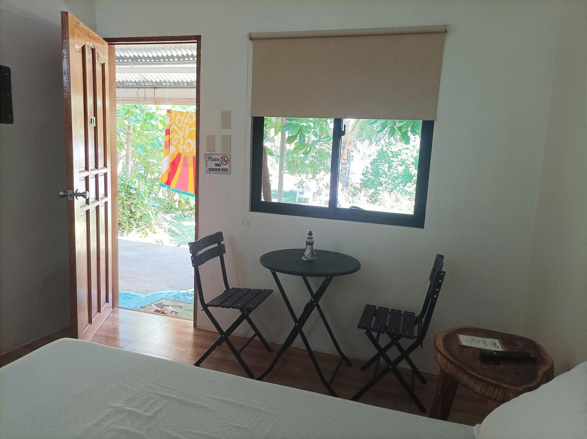 Lighthaus Dp Garden Resort Siquijor Chambre photo